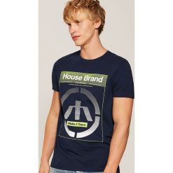 T-shirt Granatowy. Niebieskie t-shirty męskie House. Za 35.99 zł.