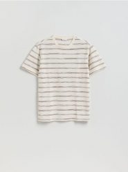 T-shirt comfort w paski - złamana biel. T-shirty męskie Reserved, l, bez wzorów, z bawełny, bez kołnierzyka. Za 79.99 zł.