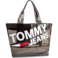 Torebka TOMMY JEANS - Tju Summer Tote Tran AU0AU00589 002. Torebki do ręki damskie marki Tommy Jeans. W wyprzedaży za 339.00 zł.