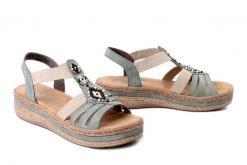 RIEKER V0920-52 green, sandały damskie. Zielone sandały damskie Rieker, bez wzorów, bez obcasa, bez zapięcia. Za 339.90 zł.