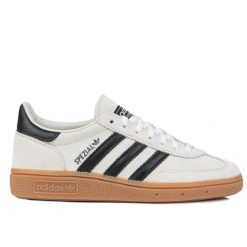 Buty damskie sneakersy Adidas HANDBALL. Brązowe obuwie sportowe damskie Adidas, bez wzorów, do piłki ręcznej. W wyprzedaży za 429.00 zł.