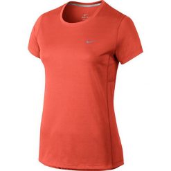 Nike Koszulka damska Miler pomarańczowa r. S (686911 842). Bluzki damskie marki Nike. Za 92.29 zł.