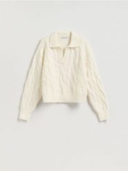 Sweter z kołnierzykiem - kremowy. Białe swetry damskie Reserved, l, bez wzorów, z dzianiny, bez kołnierzyka, bez ramiączek, bez kaptura. Za 129.99 zł.