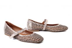 BOCCATO 0436-00301 beige snake printed krp tbn, czółenka damskie. Brązowe czółenka damskie Boccato, w ażurowe wzory, z gumy, bez obcasa, na obcasie, bez zapięcia. Za 271.92 zł.