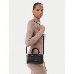 Torebka Furla. Czarne torebki do ręki damskie Furla, bez wzorów, bez dodatków. Za 1,299.00 zł.
