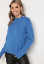 Niebieski Sweter Półgolf z Modalem Wiskozą i Guzikami Emmiala. Niebieskie swetry damskie Born2be, l, bez wzorów, z jeansu, eleganckie, bez kołnierzyka, bez ramiączek, długie, bez kaptura. Za 74.99 zł.