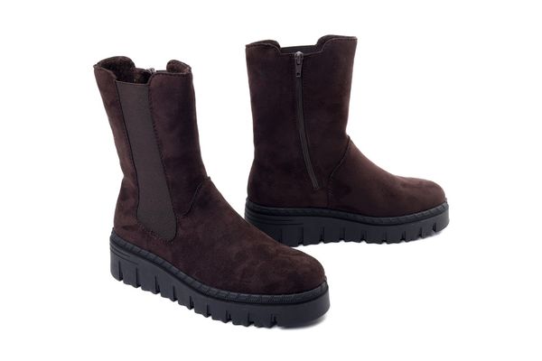 Rieker Z8983-25 brown, botki damskie. Brązowe botki damskie Rieker, bez obcasa, bez zapięcia. Za 389.90 zł.