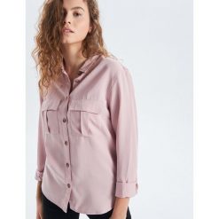 Koszula z kieszeniami - Kremowy. Koszule damskie marki Cropp. W wyprzedaży za 39.99 zł.