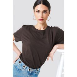 NA-KD Basic T-shirt oversize - Brown. Brązowe t-shirty damskie NA-KD Basic. Za 52.95 zł.