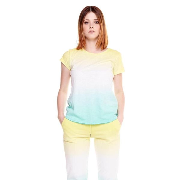 Damski t-shirt Silence Work w kolorze tie-dye. Zielone koszulki sportowe damskie LEONE 1947 APPAREL, l, bez wzorów, z tkaniny, bez kołnierzyka, bez ramiączek, na fitness i siłownię. W wyprzedaży za 98.90 zł.