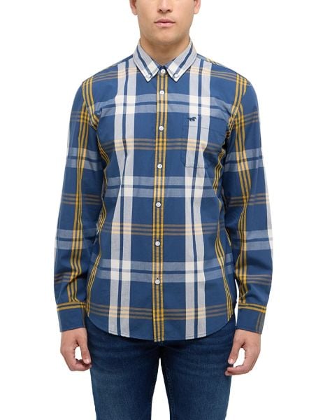 Męska Koszula Mustang Style Chester Big Check Blue 1017529 12859. Niebieskie koszule męskie Mustang, m, bez wzorów, bez kołnierzyka, bez ramiączek. Za 129.99 zł.