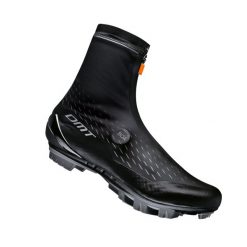Buty rowerowe MTB męskie DMT WKM1. Brązowe buty sportowe męskie DMT, bez zapięcia, rowerowe. Za 971.65 zł.