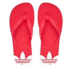Japonki adidas. Czerwone klapki damskie Adidas, bez wzorów, bez obcasa. Za 89.99 zł.