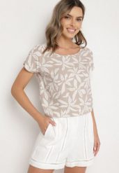 Beżowa Wiskozowa Bluzka o Kroju Typu Nietoperz w Kwiatowy Wzór Flemira. Brązowe bluzki damskie Born2be, m, bez wzorów, z jeansu, eleganckie, bez kołnierzyka, bez ramiączek. Za 49.99 zł.