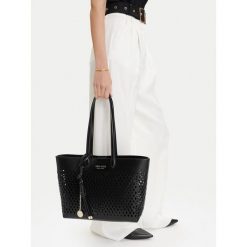 Torebka Nine West. Czarne torebki do ręki damskie Nine West, bez wzorów, bez dodatków. Za 269.99 zł.