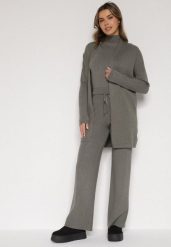 Ciemnozielony Dzianinowy Komplet z Wiskozą Spodnie Bluzka z Półgolfem i Kardigan Vetisena. Zielone bluzki damskie Born2be, l, bez wzorów, z dzianiny. Za 219.99 zł.