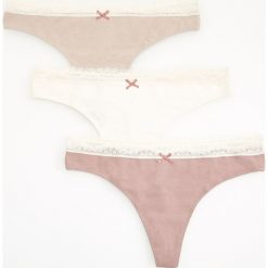 Bawełniane stringi 3 pack - Beżowy. Stringi damskie marki Reserved. Za 39.99 zł.