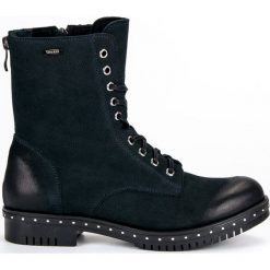 Niebieskie Granatowe Workery Ze Skóry VINCEZA. Niebieskie botki damskie VINCEZA, z materiału, przed kolano, bez obcasa, bez zapięcia. W wyprzedaży za 299.00 zł.