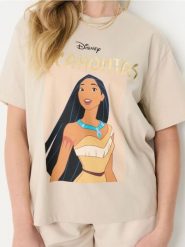 Koszulka z nadrukiem Pocahontas - kremowy. Białe t-shirty damskie Sinsay, l, bez wzorów, bez kołnierzyka. W wyprzedaży za 19.99 zł.