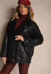 Czarna Kurtka Typu Biker o Kroju Oversize z Futrzaną Podszewką i Guzikami Nikilina. Czarne kurtki damskie Renee, m, bez wzorów, z futra, bez kaptura. Za 309.99 zł.
