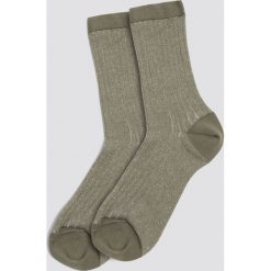 Filippa K Skarpetki w paski z lureksu - Green. Paski damskie marki Filippa K. W wyprzedaży za 16.49 zł.