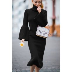 Sukienka GLORIA BLACK. Czarne sukienki damskie Sukienka GLORIA BLACK, uniwersalny, bez wzorów, bez kołnierzyka, bez ramiączek. Za 158.00 zł.