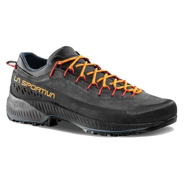 Buty podejściowe La Sportiva TX4 Evo - carbon/papaya. Brązowe trekkingi męskie La Sportiva, do biegania. Za 749.99 zł.
