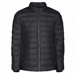 Kurtka męska przejściowa Rains puchowa czarna Trekker Jacket 1543-05 XXS/XS. Czarne kurtki sportowe męskie Rains, m, bez wzorów, z dresówki, trekkingowe. Za 888.99 zł.