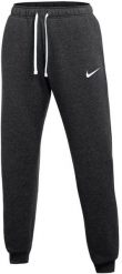 Nike Spodnie damskie Park 26 czarne IB1250 010 2XL (155115 2XL). Czarne spodnie sportowe damskie Nike, xl, bez wzorów. Za 172.14 zł.