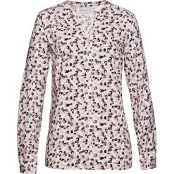 Bluzka z nadrukiem bonprix matowy jasnoróżowy - czarny - biały z nadrukiem. Bluzki damskie marki bonprix. Za 54.99 zł.