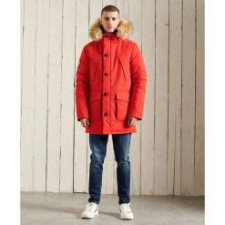 Parka Superdry Everest. Czerwone parki męskie Superdry., m, bez wzorów, bez kaptura. W wyprzedaży za 697.60 zł.