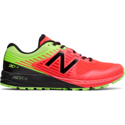 New Balance MT910RG4. Różowe buty sportowe męskie marki New Balance, z materiału. W wyprzedaży za 299.99 zł.