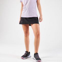 Spódnico - spodenki do biegania w terenie damskie Kiprun. Czarne szorty sportowe damskie KIPRUN, m, bez wzorów, z materiału, do biegania. Za 99.99 zł.