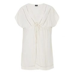 Tunika damska Protest Chez. Białe tuniki damskie Protest, xs, bez wzorów, z dresówki, eleganckie, bez kołnierzyka, bez ramiączek. Za 325.50 zł.