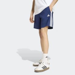Spodenki sportowe męskie ADIDAS. Krótkie spodenki sportowe męskie Adidas, m, bez wzorów, z materiału, do biegania. Za 159.99 zł.