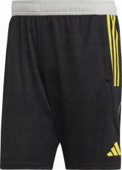 Spodenki męskie adidas Tiro 23 Competition Training czarne HU1299 S. Czarne krótkie spodenki sportowe męskie Adidas, m, bez wzorów. Za 125.60 zł.