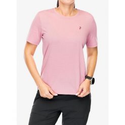 Koszulka z nadrukiem damska Peak Performance Explore Graphic Tee. Czerwone koszulki sportowe damskie Peak Performance, bez wzorów, bez kołnierzyka, bez ramiączek. Za 144.99 zł.
