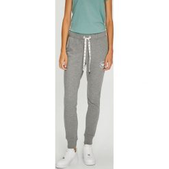 Roxy - Spodnie. Spodnie materiałowe damskie marki Roxy. Za 199.90 zł.