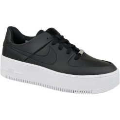 Buty Nike Air Force 1 Sage Low W AR5339-002 czarne. Czarne obuwie sportowe damskie bez wzorów, Nike Air Force. Za 745.86 zł.