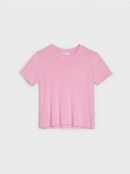 Wiskozowy sweter z krótkim rękawem - różowy. Czerwone swetry damskie Sinsay, l, bez wzorów, z wiskozy, bez kołnierzyka, bez ramiączek, krótkie, bez kaptura. Za 29.99 zł.