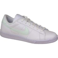 Wmns Nike Tennis Classic 312498-135. Obuwie sportowe damskie marki Nike. W wyprzedaży za 269.99 zł.
