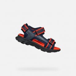 Sandały dla chłopca Geox Airadyum B. Czerwone sandały chłopięce Geox, z materiału, bez zapięcia. Za 196.99 zł.