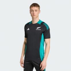 Koszulka All Blacks Performance. Czarne koszulki sportowe męskie Adidas, xl, bez wzorów, bez kołnierzyka, bez ramiączek, na fitness i siłownię. Za 219.00 zł.