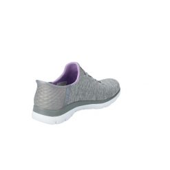 Damskie SUMMITS DAZZLING HAZE Slip-On Szary / Wielokolorowy. Szare trampki i tenisówki damskie Skechers, bez wzorów, z jersey, bez zapięcia. Za 299.99 zł.