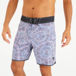 Spodenki surfingowe męskie Olaian 500 18" Tye & Van. Niebieskie kąpielówki męskie OLAIAN, m, bez wzorów, z elastanu. W wyprzedaży za 49.99 zł.