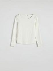 Bluzka z bawełną - złamana biel. Bluzki damskie Reserved, l, bez wzorów, z bawełny, klasyczne, bez kołnierzyka, bez ramiączek. W wyprzedaży za 39.99 zł.