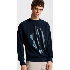 Bluza z nadrukiem - Granatowy. Niebieskie bluzy dla chłopców Reserved, z nadrukiem. Za 79.99 zł.