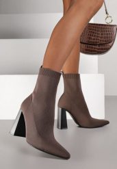 Brązowe Botki Vices na Geometrycznym Słupku ze Skarpetową Cholewką Falunelle. Brązowe botki damskie Renee, z jeansu, eleganckie, bez obcasa, na obcasie, bez zapięcia. Za 139.99 zł.