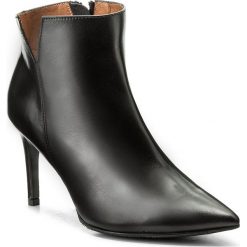 Botki SOLO FEMME - 75460-48-H06/000-13-00 Czarny. Botki damskie marki Solo Femme. W wyprzedaży za 269.00 zł.