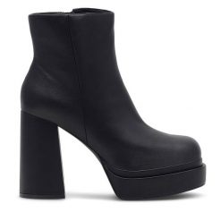 Botki Jenny Fairy. Czarne botki damskie Jenny Fairy, bez obcasa, na słupku, bez zapięcia. Za 219.99 zł.